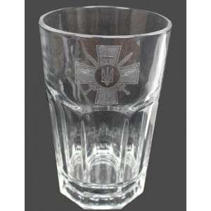 A glass with the logo of the General Staff of Ukraine