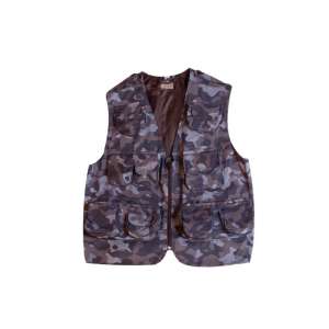Vest with spacious pockets